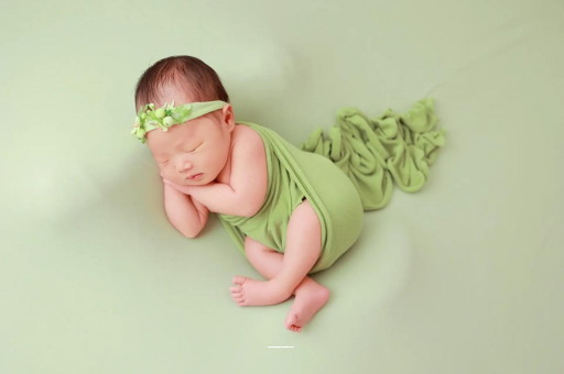 阿里宝宝拍嗝吐奶 阿里宝宝拍嗝吐奶